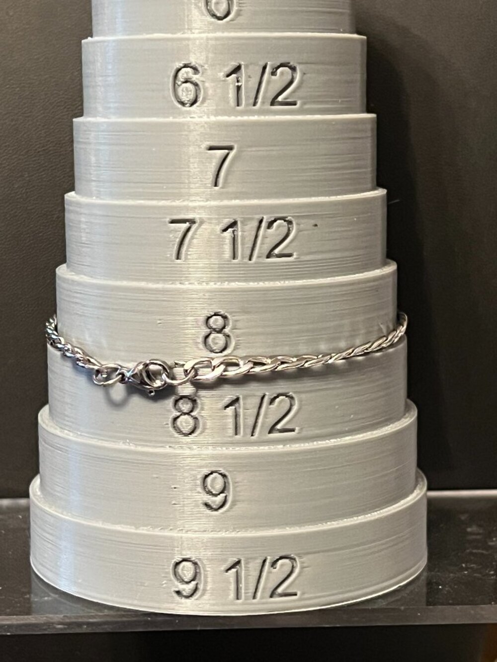 8" Silver Tone Curb Chain Bracelet (424)
